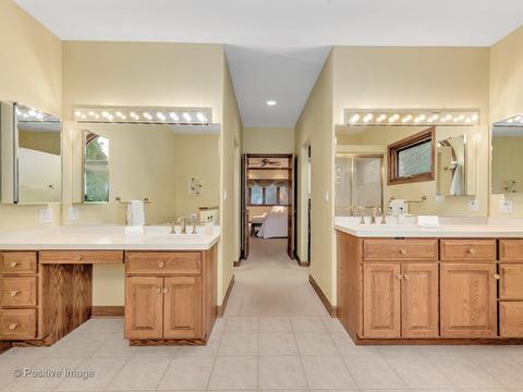 31 Lancaster Ct, Burr Ridge, IL 60527 photo 20