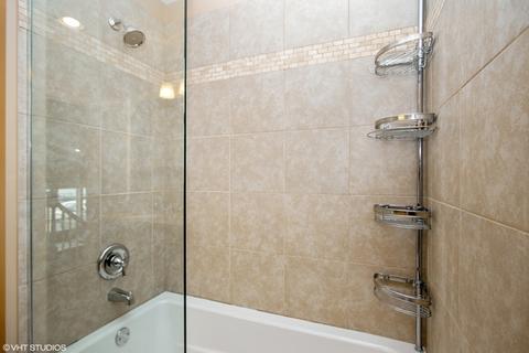 150 Highland Ave, Wheeling, IL 60090 photo 17