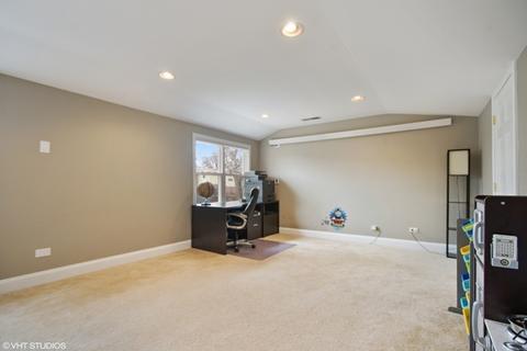 150 Highland Ave, Wheeling, IL 60090 photo 11