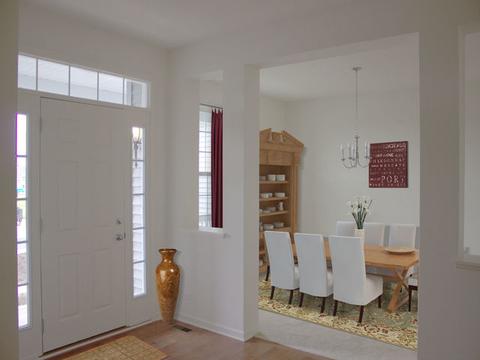 5836 Bur Oak Dr, Hoffman Estates, IL 60192 photo 2