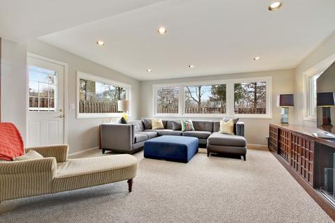 700 Clearview Dr, Glenview, IL 60025 photo 7