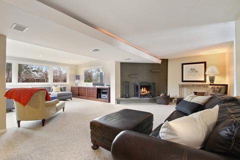 700 Clearview Dr, Glenview, IL 60025 photo 5