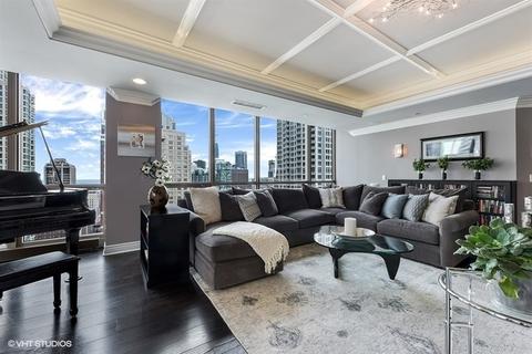 21 E Huron St #3205, Chicago, IL 60611 photo 4