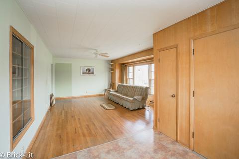 333 E 4th Ave, New Lenox, IL 60451 photo 3