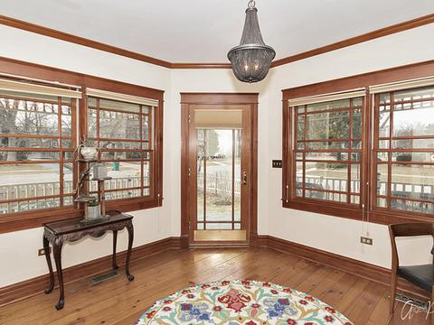 302 Park Ave, Grayslake, IL 60030 photo 4