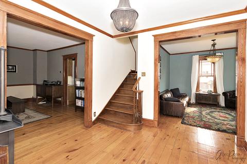302 Park Ave, Grayslake, IL 60030 photo 5