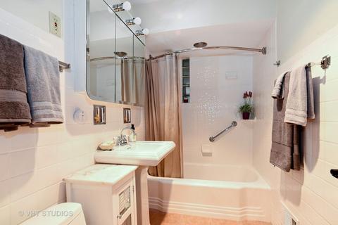 8930 Ewing Ave, Evanston, IL 60203 photo 10