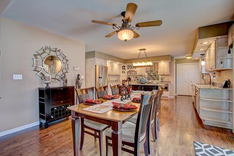 2002 Anthony Ln, Mchenry, IL 60051 photo 8