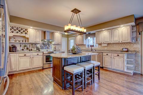2002 Anthony Ln, Mchenry, IL 60051 photo 7
