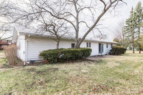 930 Normal Rd, Dekalb, IL 60115 photo 32