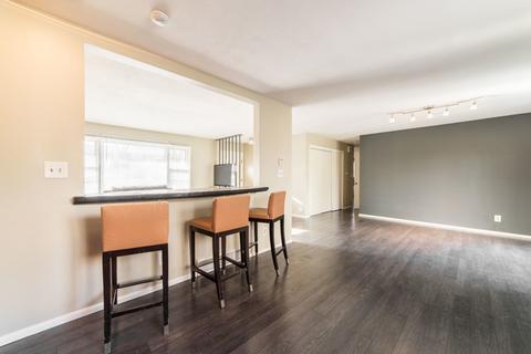 930 Normal Rd, Dekalb, IL 60115 photo 13