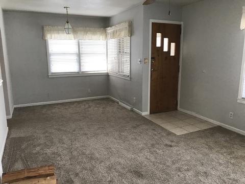 421 View St, Ottawa, IL 61350 photo 5