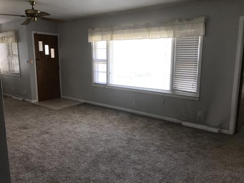421 View St, Ottawa, IL 61350 photo 3