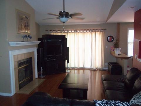 3263 Gresham Ln E, Aurora, IL 60504 photo 4