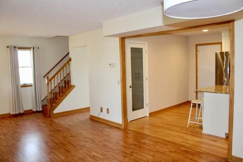 1318 Deerpath Dr, Morris, IL 60450 photo 5