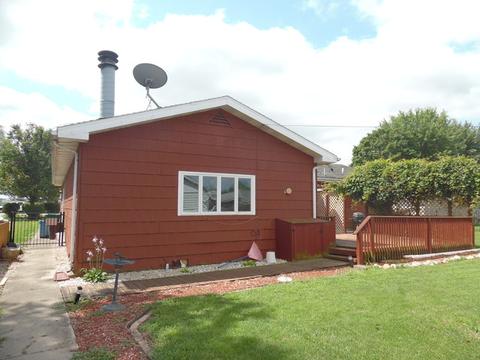 445 E Union St, Seneca, IL 61360 photo 18