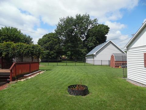 445 E Union St, Seneca, IL 61360 photo 19