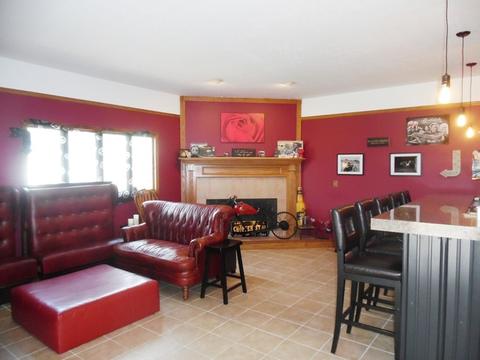445 E Union St, Seneca, IL 61360 photo 6