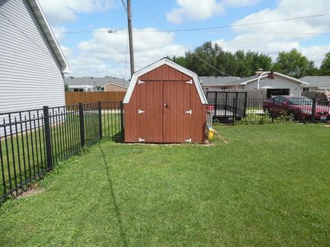445 E Union St, Seneca, IL 61360 photo 23