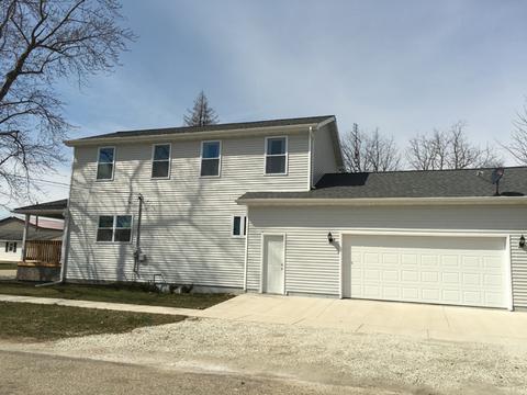 130 E Chestnut St, Ladd, IL 61329 photo 3