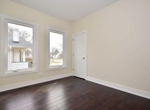 1062 Greenview Ave, Des Plaines, IL 60016 photo 24