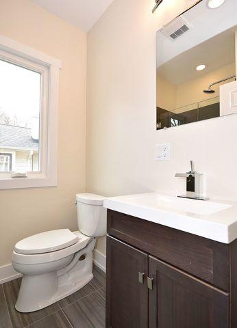 1062 Greenview Ave, Des Plaines, IL 60016 photo 21