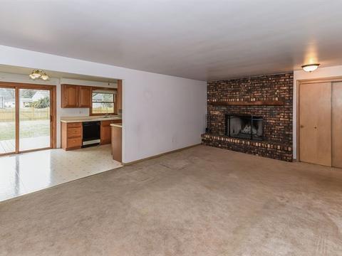 914 Scott Dr, Elgin, IL 60123 photo 3