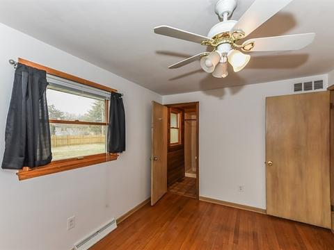 914 Scott Dr, Elgin, IL 60123 photo 11