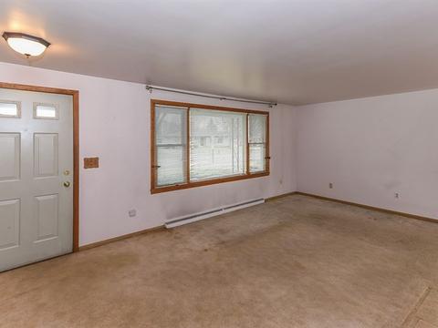 914 Scott Dr, Elgin, IL 60123 photo 5