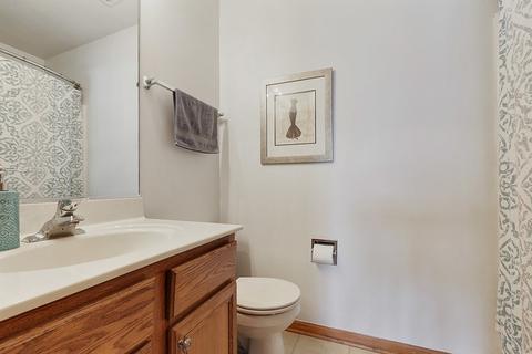 5602 Stonybrook Dr, Plainfield, IL 60586 photo 9