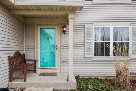 5602 Stonybrook Dr, Plainfield, IL 60586 photo 2