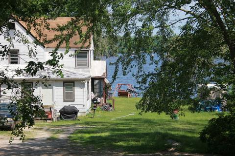 35451 N Everett Ave, Ingleside, IL 60041 photo 2