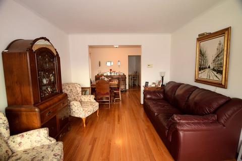 5555 S Mcvicker Ave, Chicago, IL 60638 photo 4