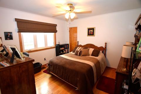 5555 S Mcvicker Ave, Chicago, IL 60638 photo 10