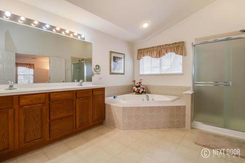 1019 Biltmore Dr, Elgin, IL 60120 photo 24