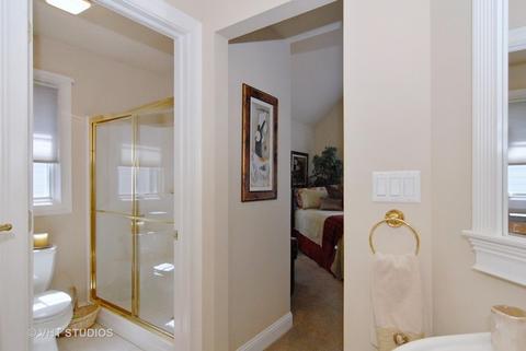 2561 Sutton Ln, Aurora, IL 60502 photo 18