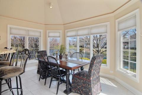 2561 Sutton Ln, Aurora, IL 60502 photo 9