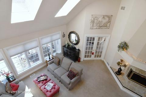 2561 Sutton Ln, Aurora, IL 60502 photo 5