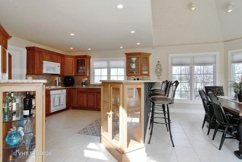 2561 Sutton Ln, Aurora, IL 60502 photo 11