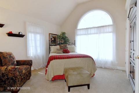 2561 Sutton Ln, Aurora, IL 60502 photo 17