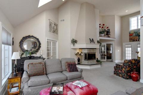 2561 Sutton Ln, Aurora, IL 60502 photo 6