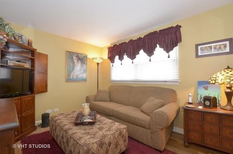 3346 Maple Leaf Dr, Glenview, IL 60026 photo 10