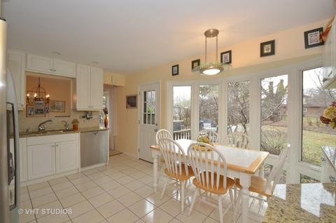 3346 Maple Leaf Dr, Glenview, IL 60026 photo 3
