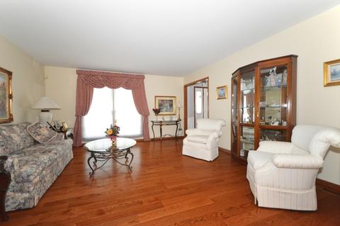 4955 Westhill Cir, Plainfield, IL 60586 photo 4