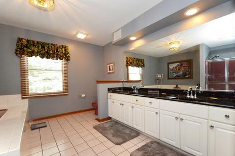 4955 Westhill Cir, Plainfield, IL 60586 photo 17