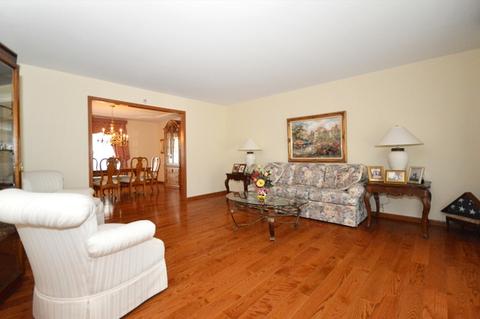 4955 Westhill Cir, Plainfield, IL 60586 photo 5