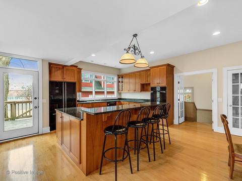 803 Irving Ave, Wheaton, IL 60187 photo 9