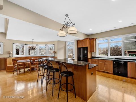 803 Irving Ave, Wheaton, IL 60187 photo 8