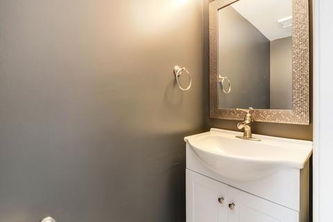 243 Half Moon Cir, Aurora, IL 60504 photo 14