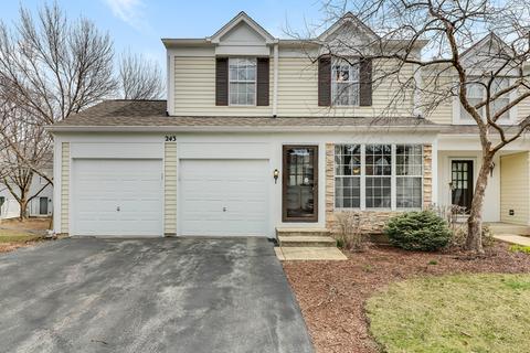 243 Half Moon Cir, Aurora, IL 60504 photo 1